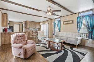 featured image of 438 Benjamin Ln