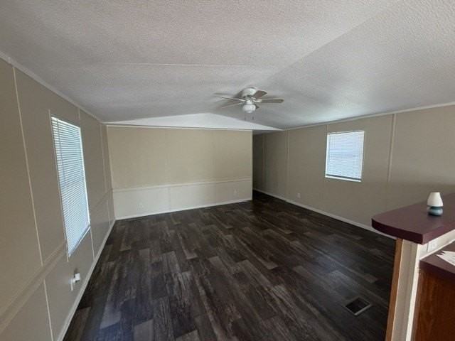 1620 E Reno Rd #7 - Photo 3 of 7