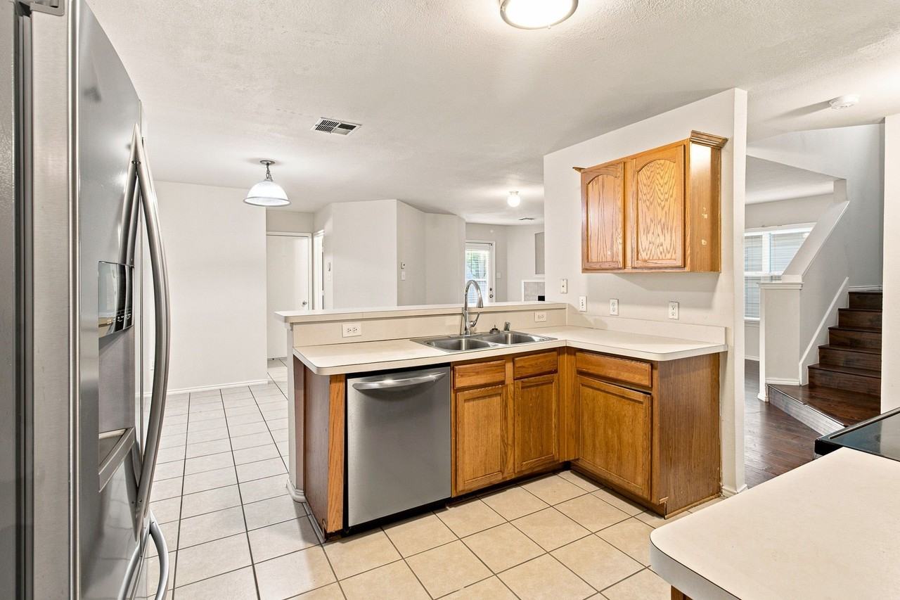 3616 Rand Creek Trl - Photo 4 of 28