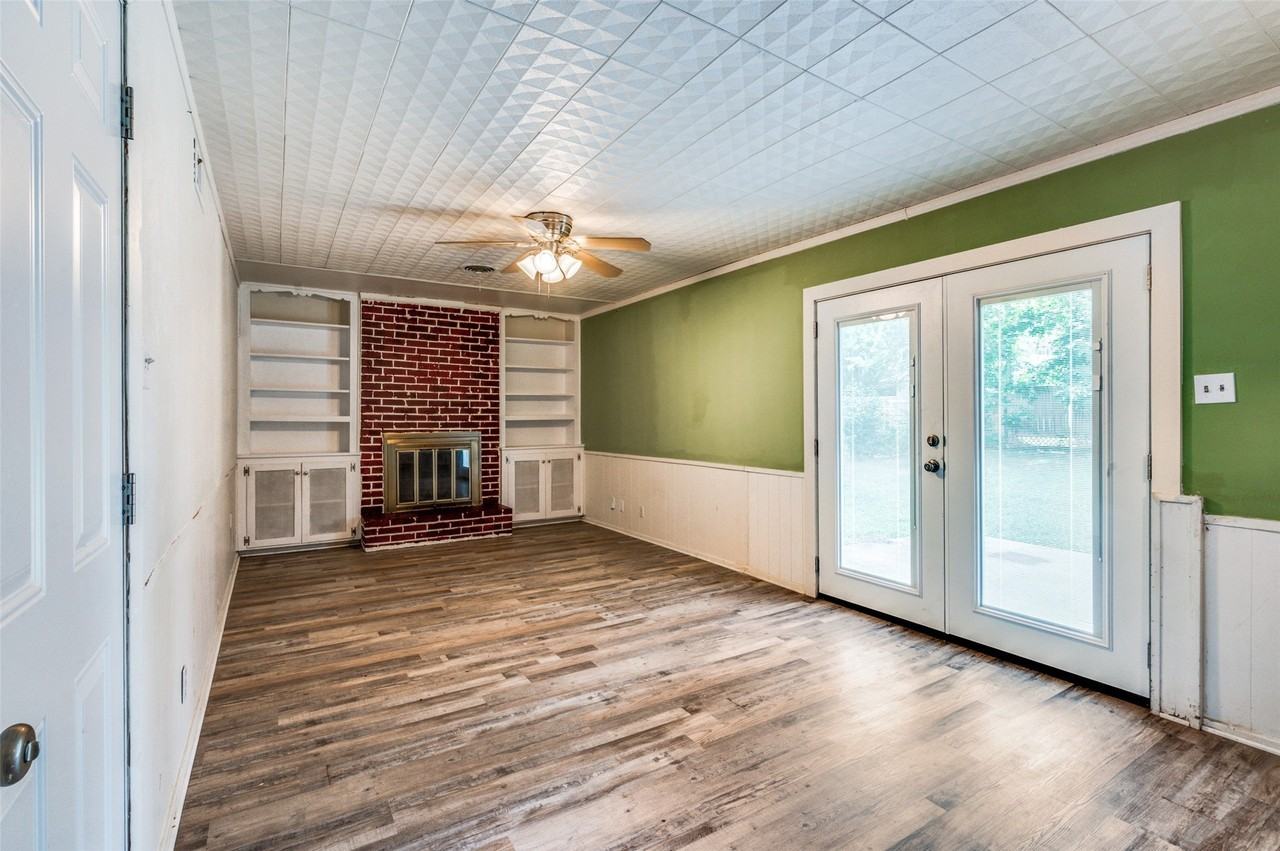5613 Waltham Ave - Photo 5 of 12