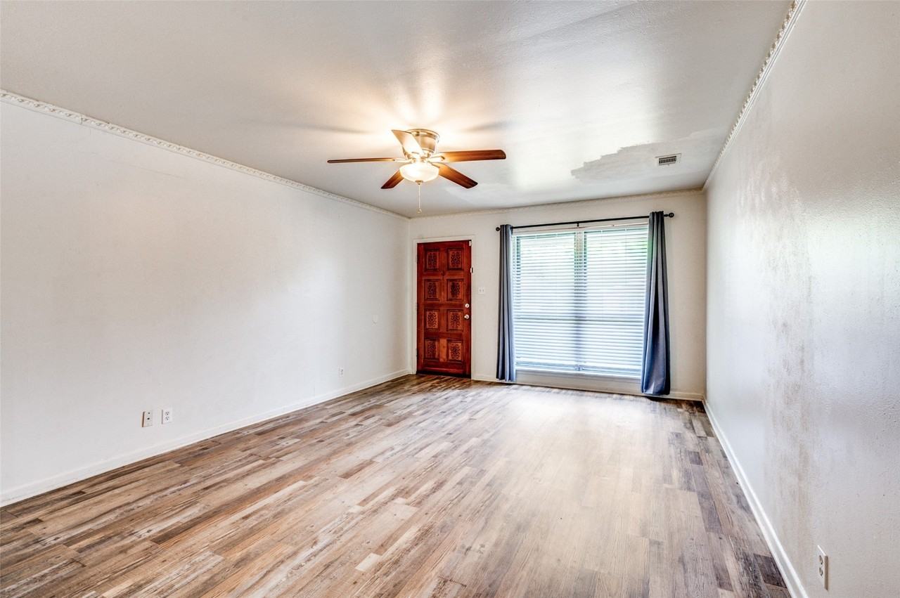 5613 Waltham Ave - Photo 6 of 12