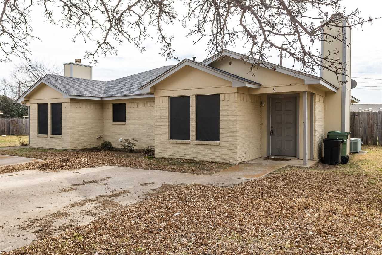 9 Foster Ct