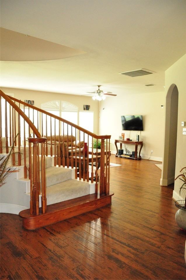1312 Valley Vista Dr - Photo 4 of 18