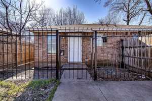featured image of 2902 Van Horn Ave #100