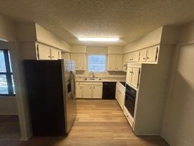 401 Towne House Ln - Photo 1 of 1