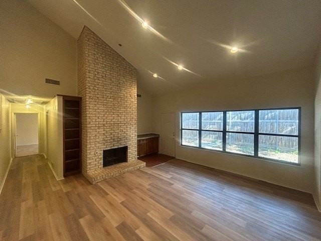 401 Towne House Ln - Photo 3 of 15