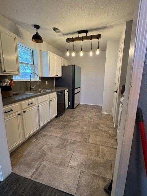 9850 Kathy Lynn Pl - Photo 2 of 17