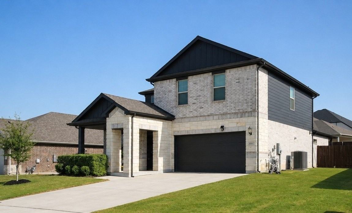 10413 Potawatomi Ln - Photo 2 of 40