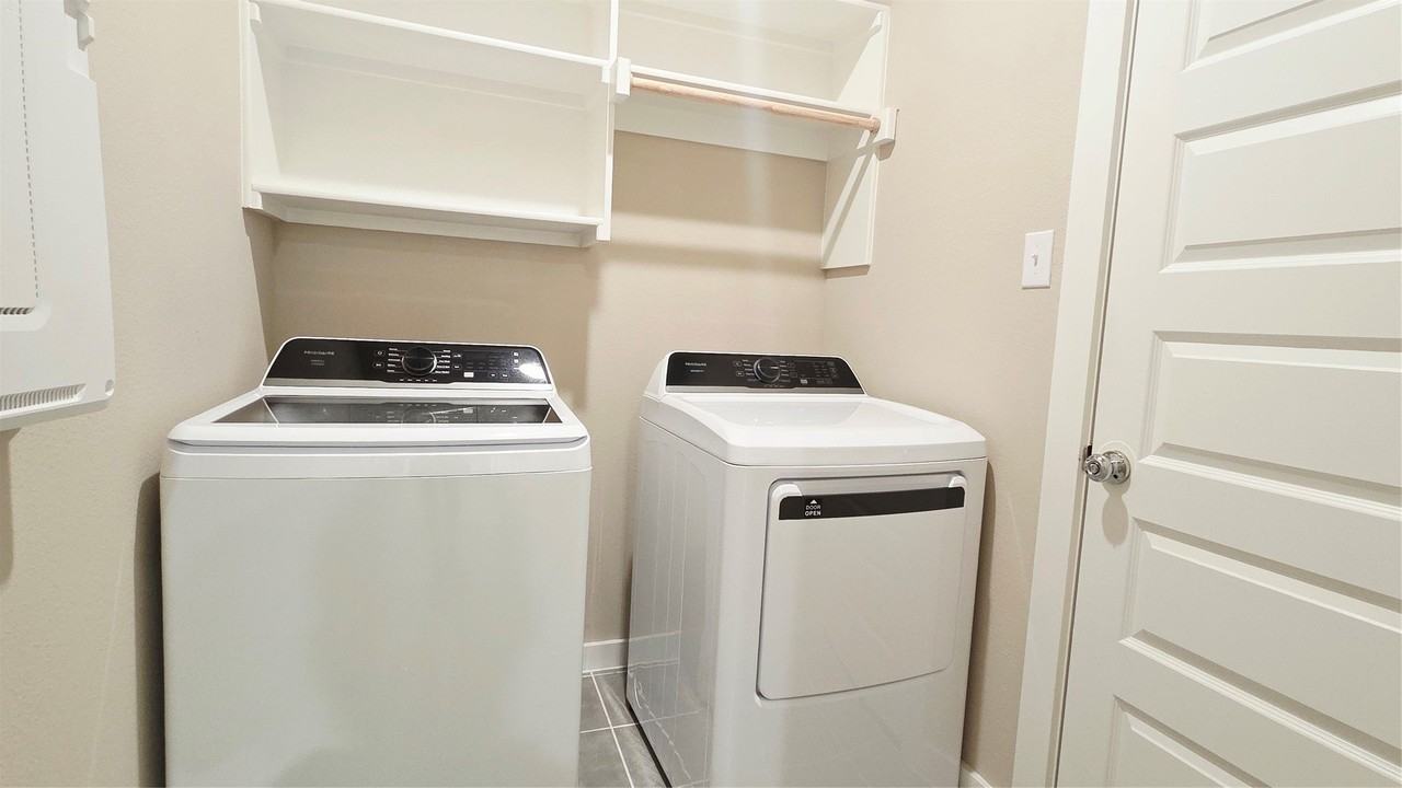 913 London Town Ln - Photo 6 of 26