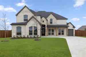 featured image of 1320 Villanova Ln
