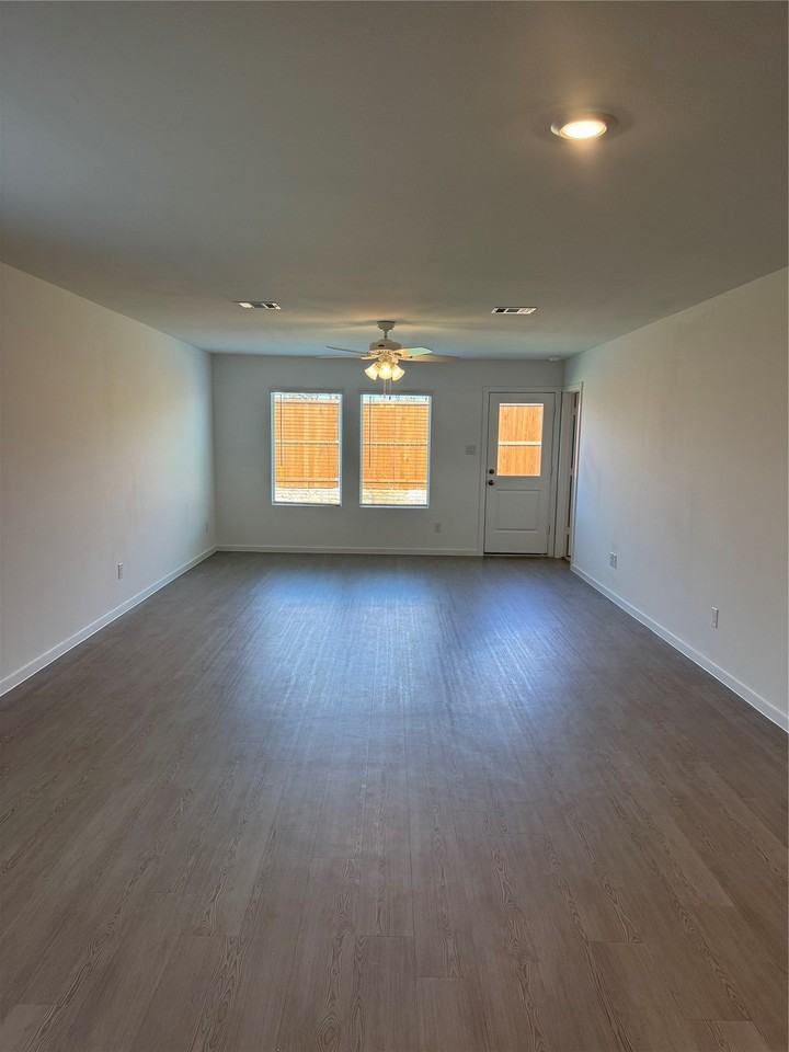 2540 Guineas Ln - Photo 5 of 12