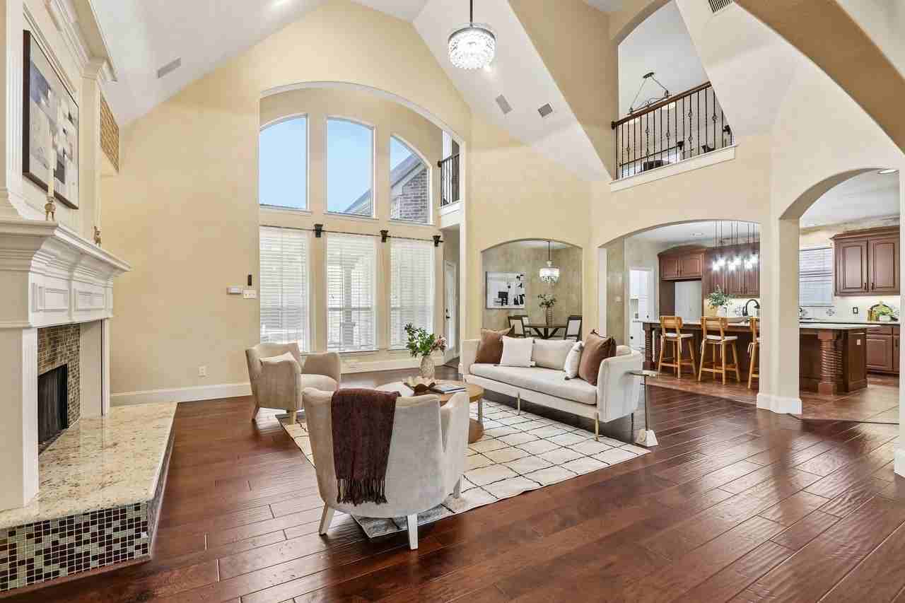 2027 Stonemont Ct - Photo 6 of 39