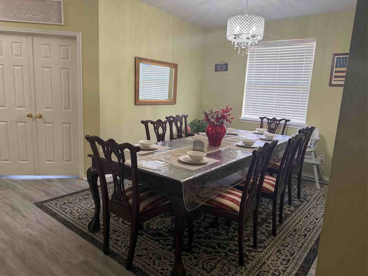 4214 Carrington Dr - Photo 4 of 36