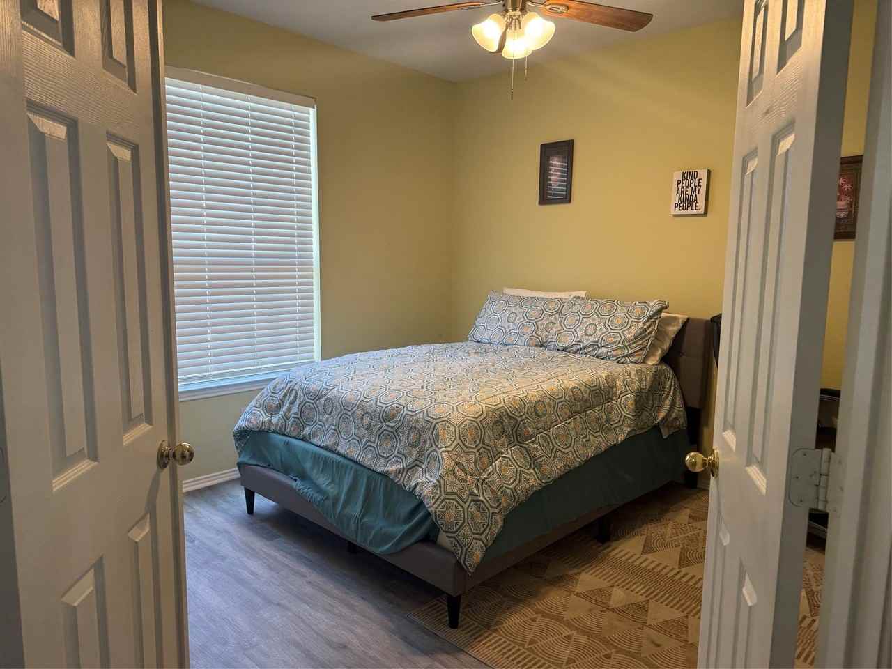 4214 Carrington Dr - Photo 6 of 36