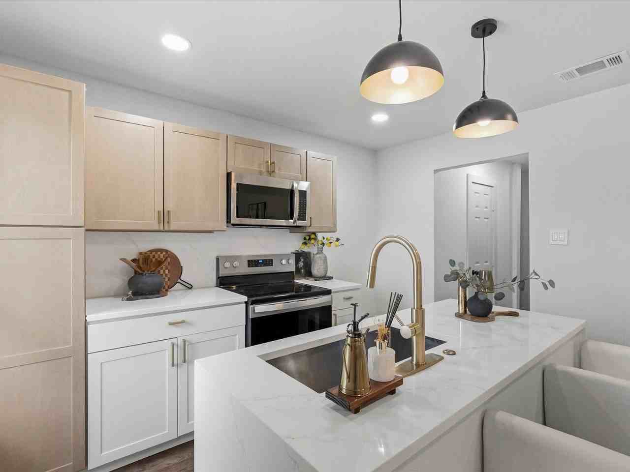 5718 Landino St - Photo 2 of 22