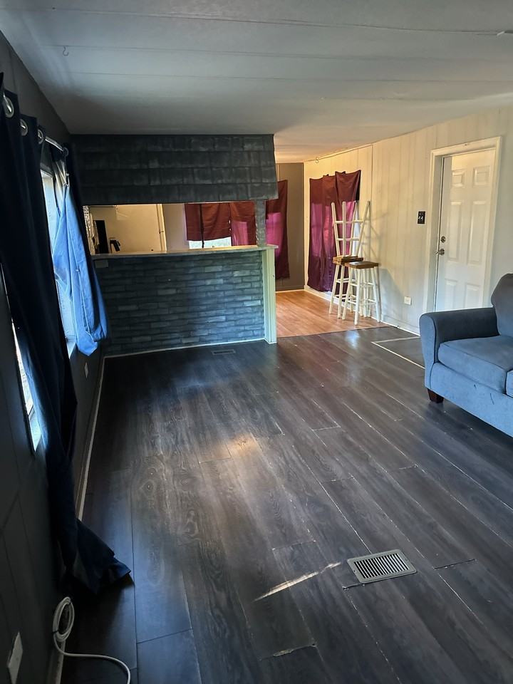 125 Emily St #125EMILYST - Photo 2 of 12