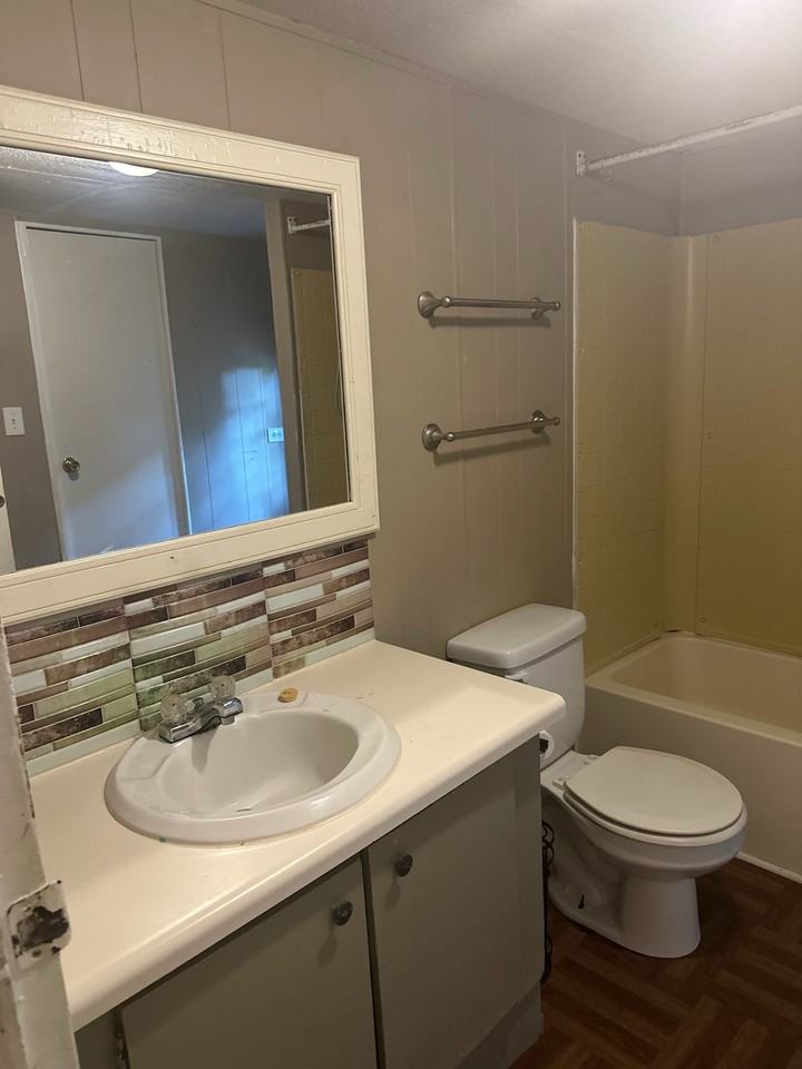 125 Emily St #125EMILYST - Photo 7 of 12