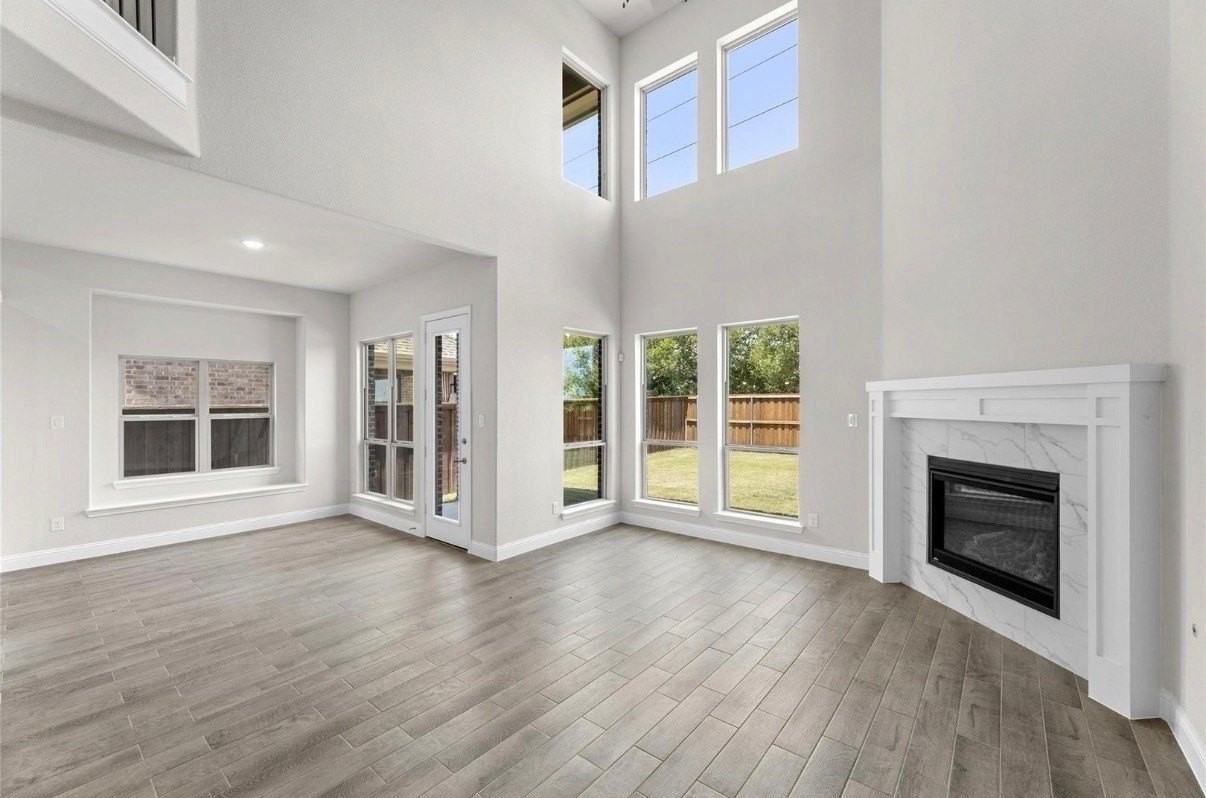 328 Moonvine Dr - Photo 3 of 20