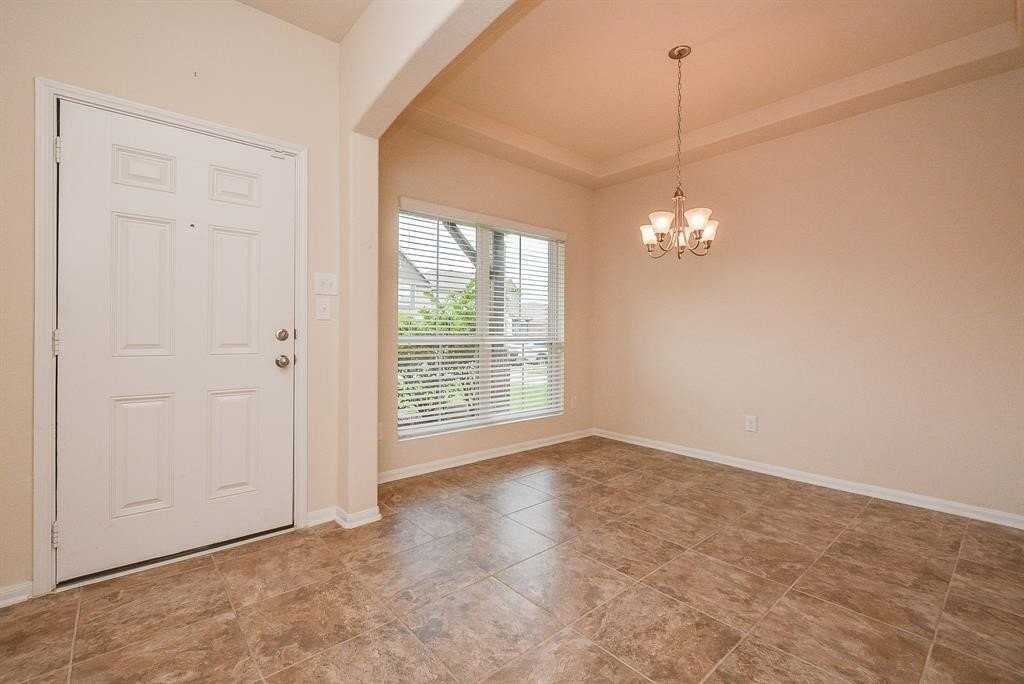 3238 Upland Spring Trce - Photo 4 of 32