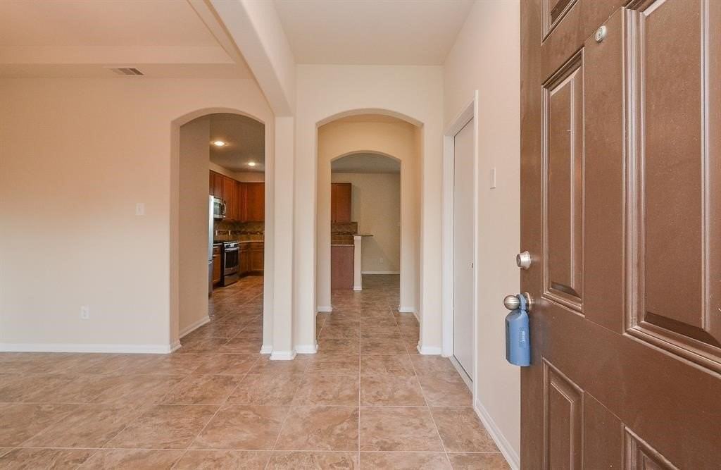 3238 Upland Spring Trce - Photo 5 of 32