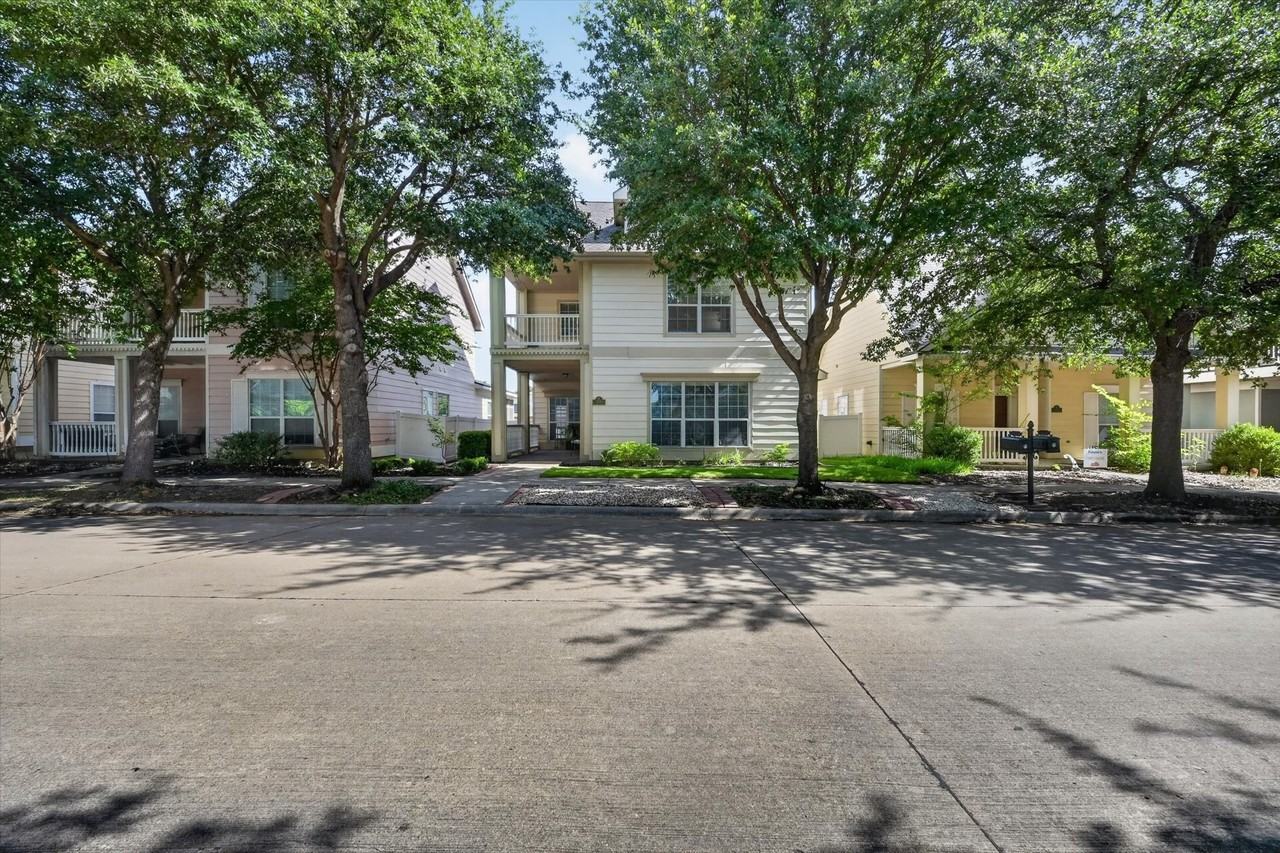 1209 Chattahoochee Dr