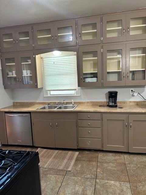 725 Peach St - Photo 7 of 15