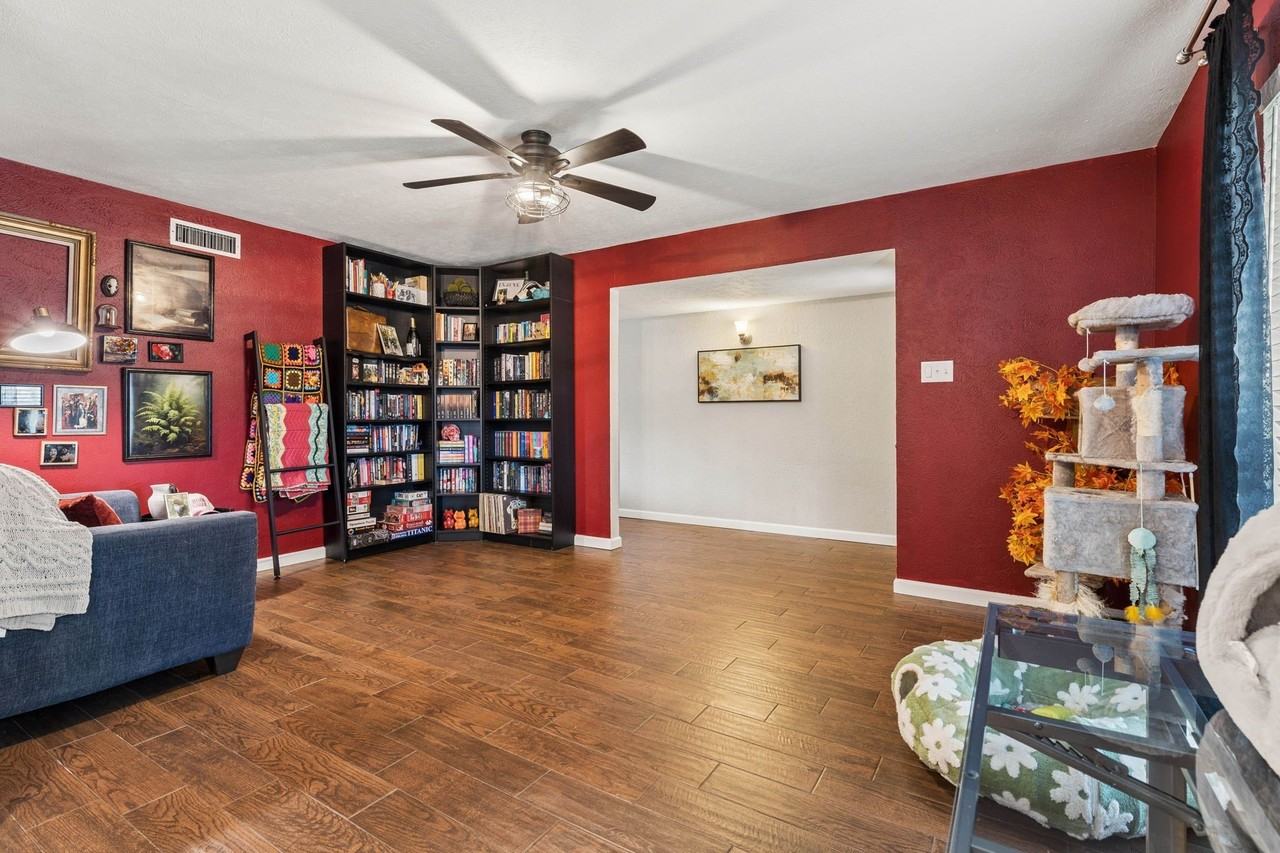 4720 Jennings Dr - Photo 5 of 25