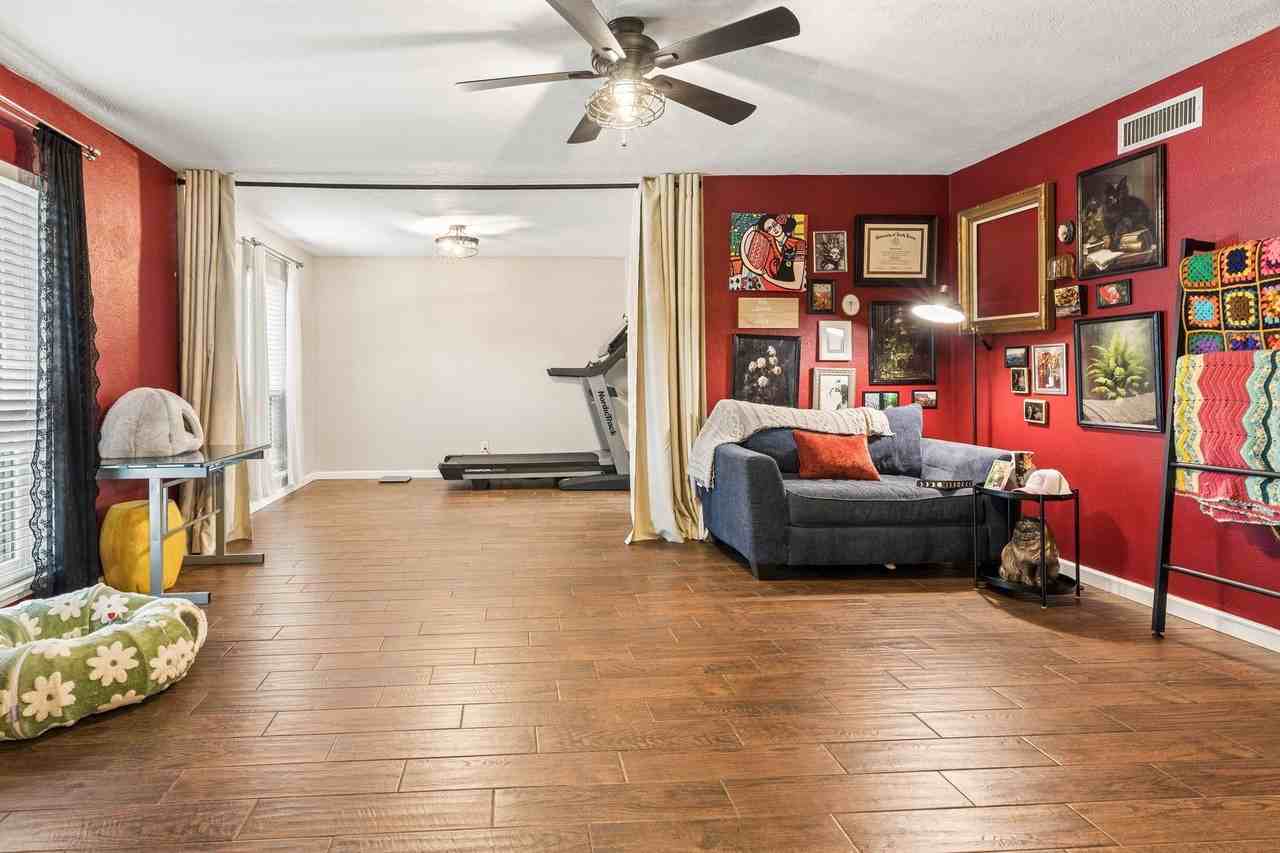 4720 Jennings Dr - Photo 6 of 25