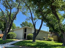 3410 Columbia Cir - Photo 1 of 1