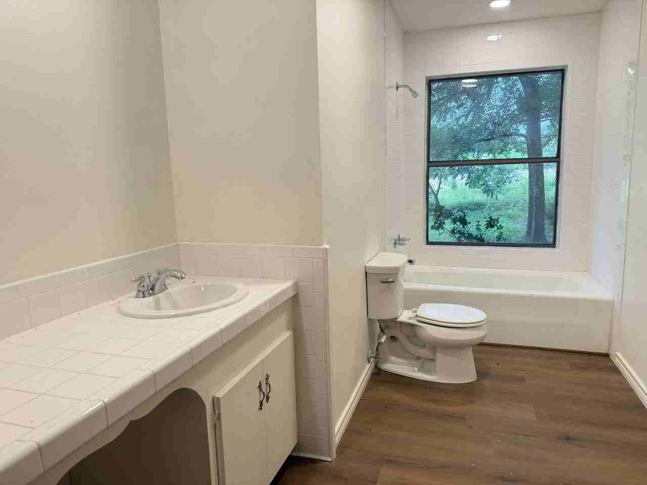 5166 I-30 Service Road - Photo 6 of 26