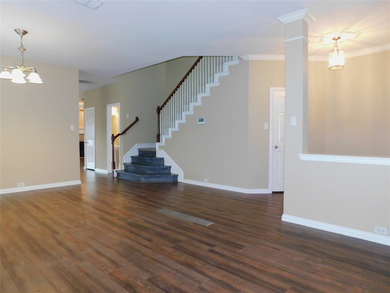 316 Hummingbird Dr - Photo 7 of 39