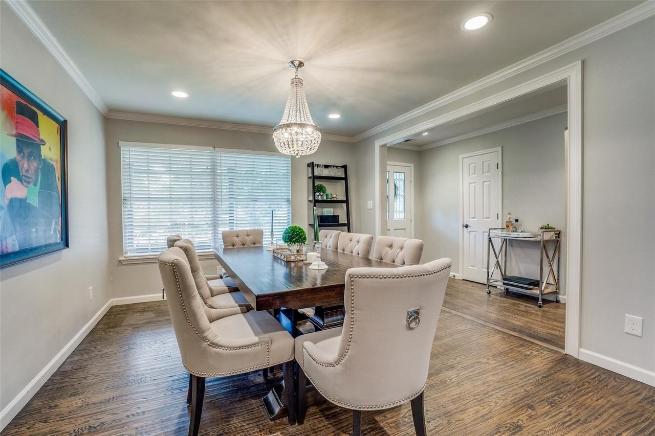 6711 Kingsbury Dr - Photo 4 of 24