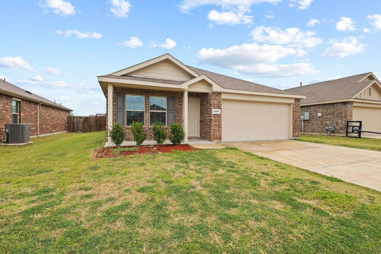 2604 Spring Time Dr - Photo 2 of 21