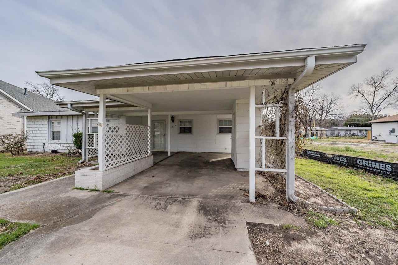 5805 Aton Ave - Photo 2 of 34