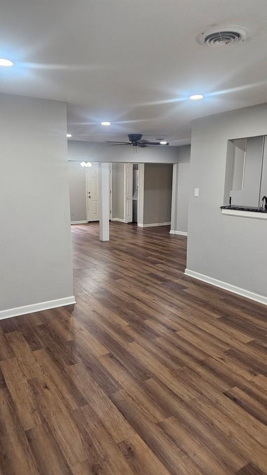 5604 Oak Grove Rd - Photo 6 of 14
