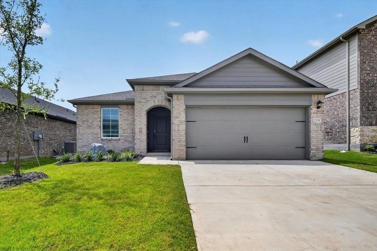 3330 Catamount Dr