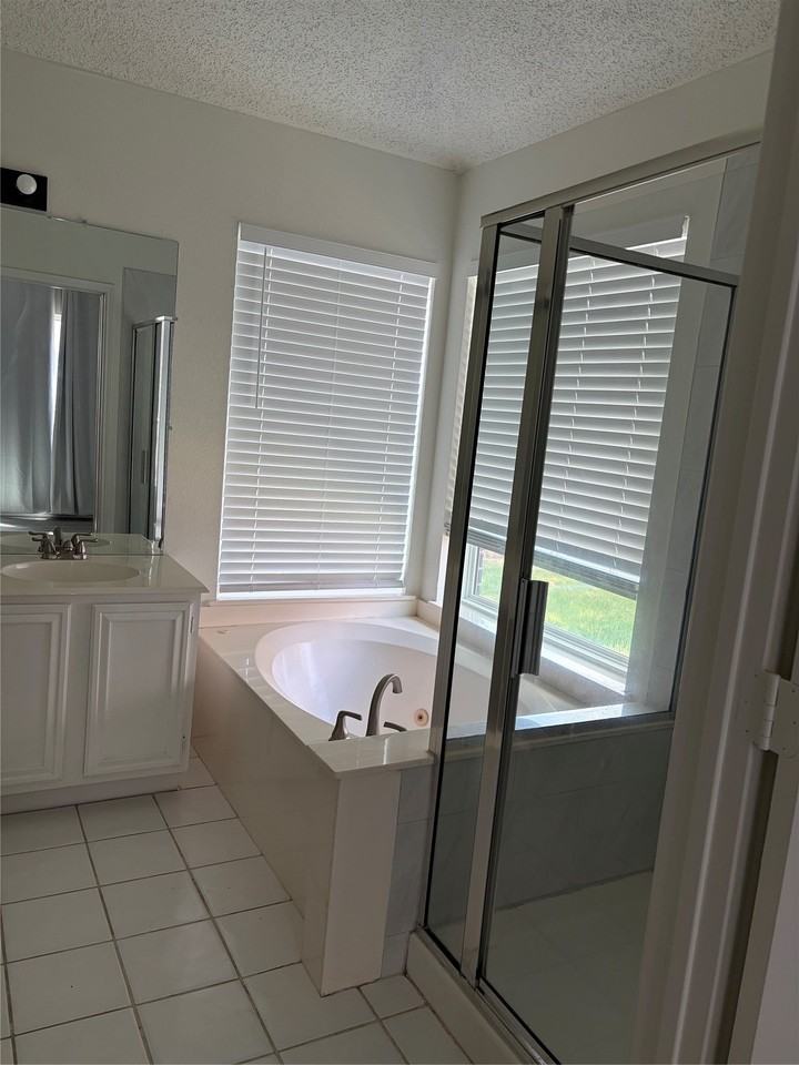 10404 Preston Vineyard Dr - Photo 6 of 6