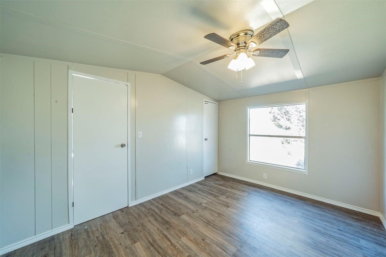 4329 Kaywood Dr - Photo 7 of 12