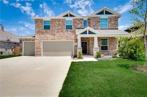 featured image of 921 Foxglove Dr