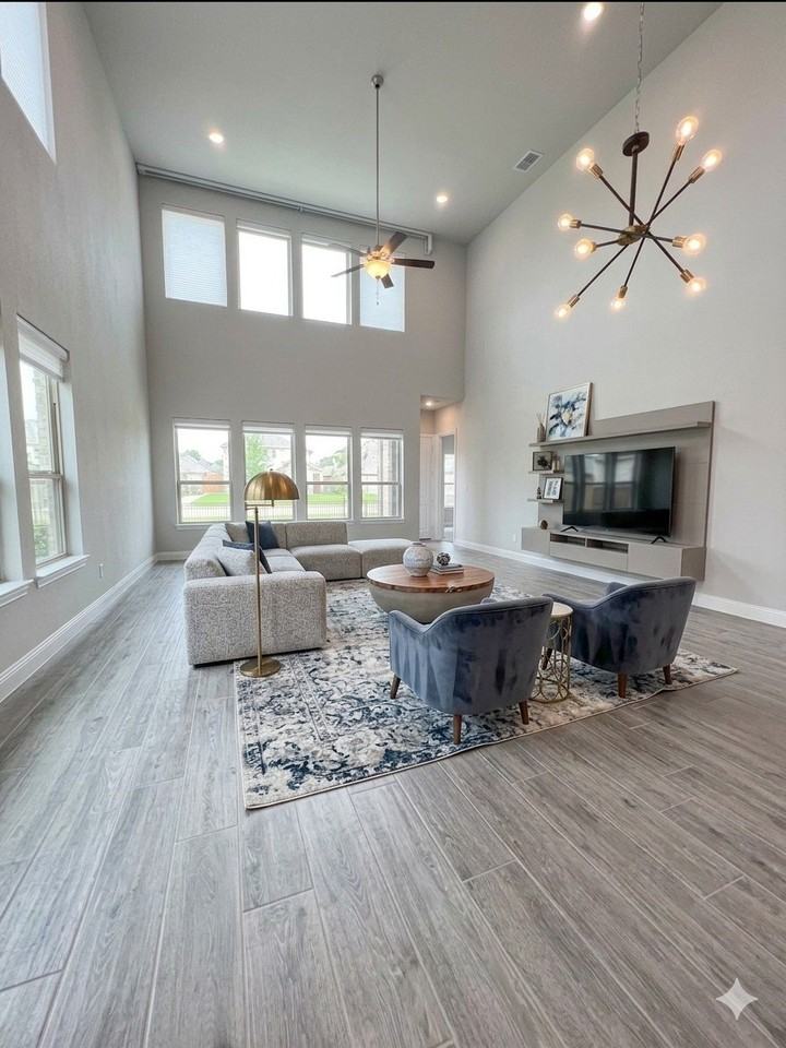 1312 Sundrop Dr - Photo 7 of 26