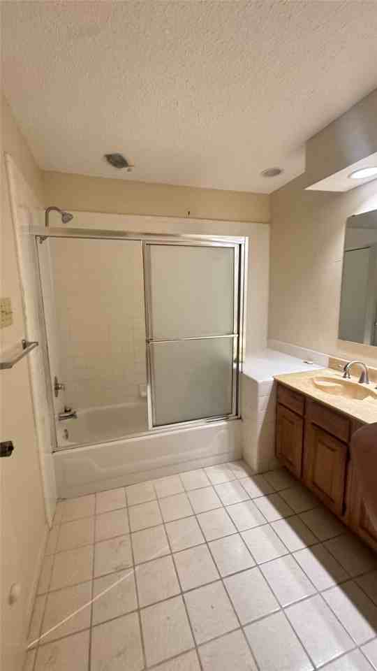 1908 Chasewood Cir #207 - Photo 4 of 11