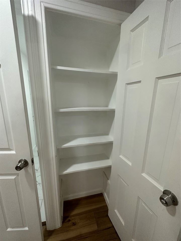1008 Commerce Dr - Photo 5 of 18