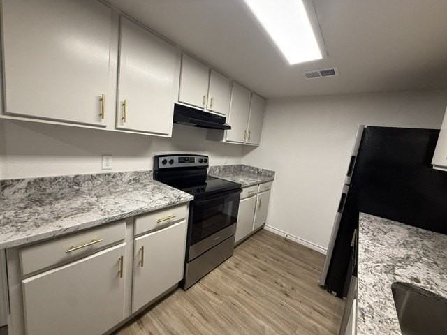1505 W Pearl St #15 - Photo 3 of 15