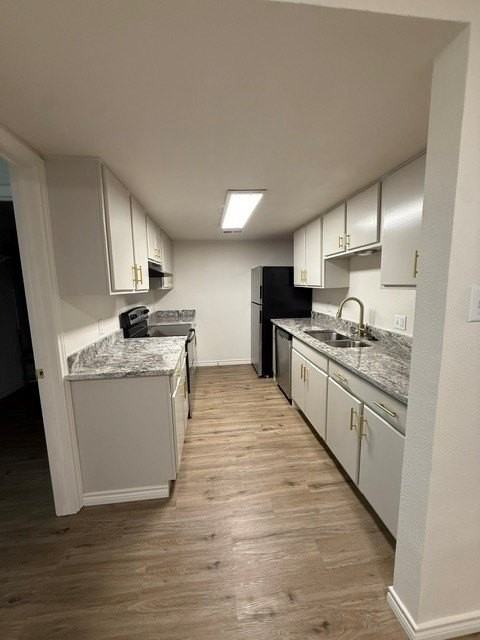 1505 W Pearl St #15 - Photo 7 of 15