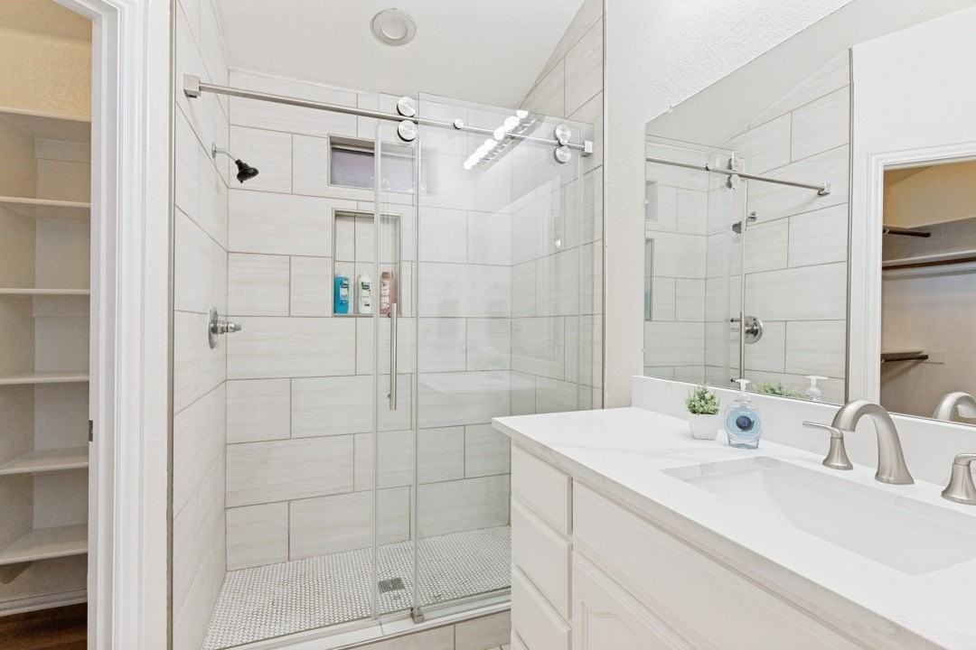 3172 Hollow Valley Dr - Photo 6 of 11