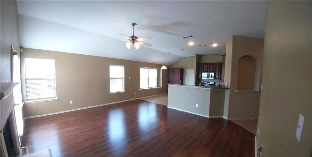 8512 Minturn Dr - Photo 2 of 31