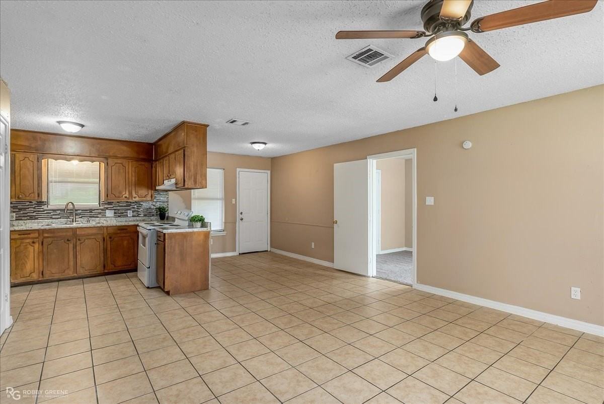 7846 Womack Rd - Photo 4 of 21