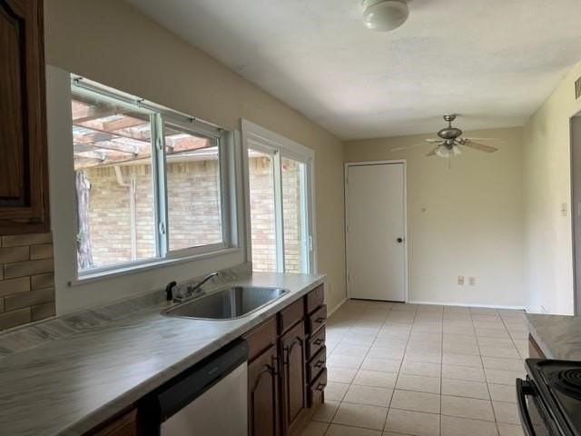 6525 Ember Ct - Photo 5 of 9