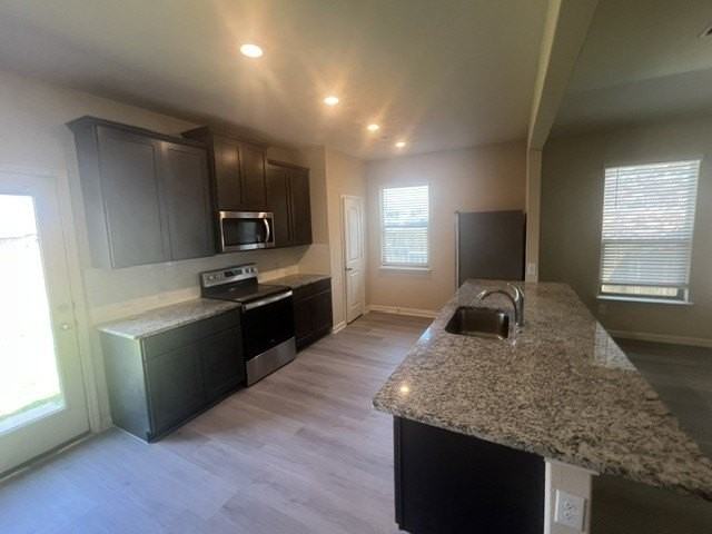 316 Sweet Pea Ln - Photo 2 of 9