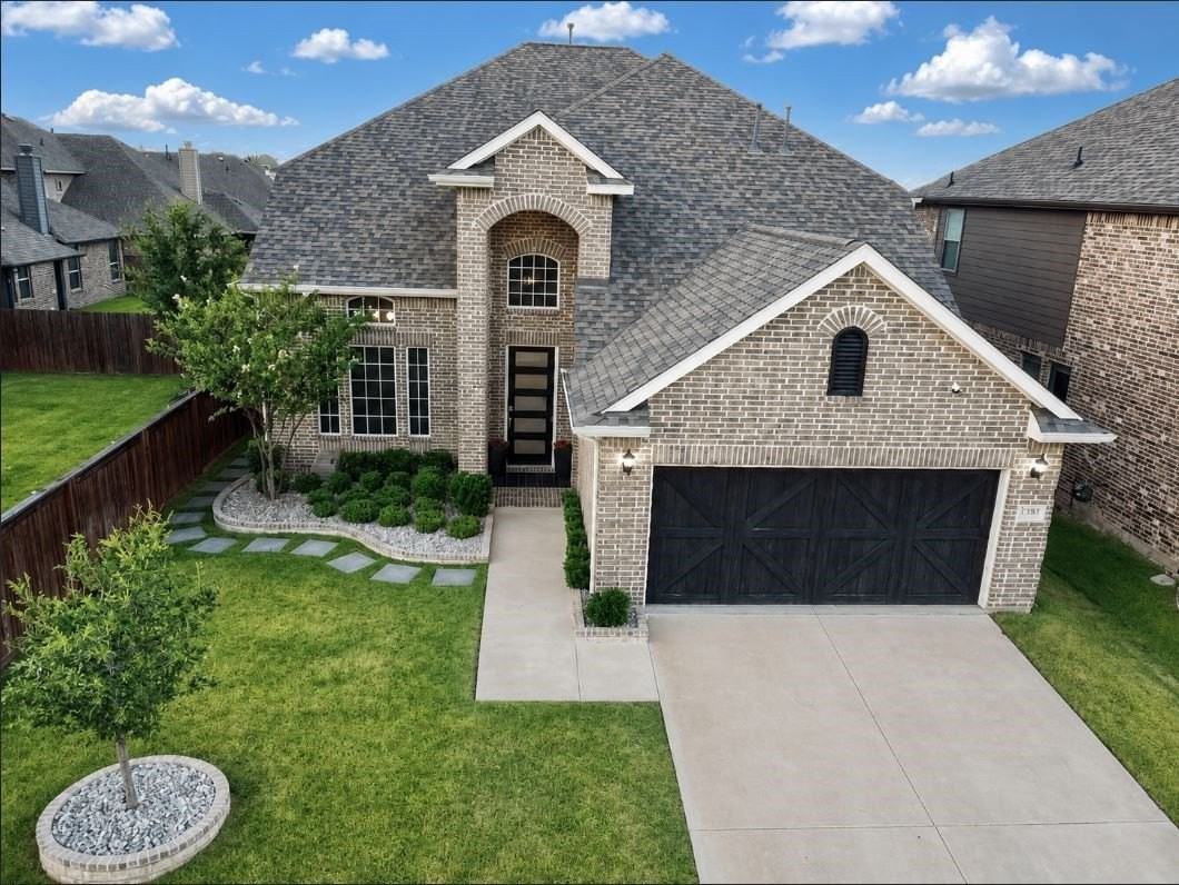 3101 Millstone Ln - Photo 3 of 38